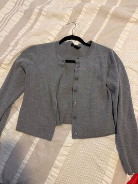 House of Harlow 1960 Light Gray Ribbed Button Cardigan